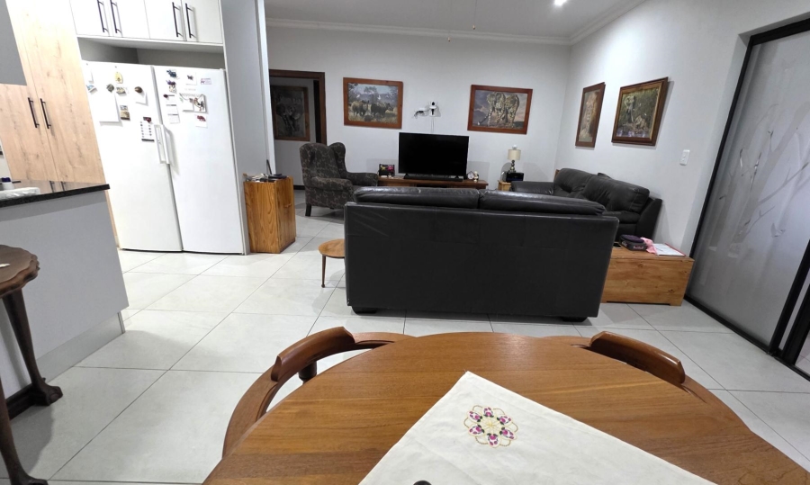 3 Bedroom Property for Sale in Melodie North West